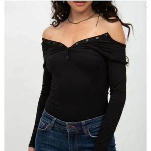 NWT n:philanthropy Womens Snap Button Henley Bruna Bodysuit in Black Cat size L